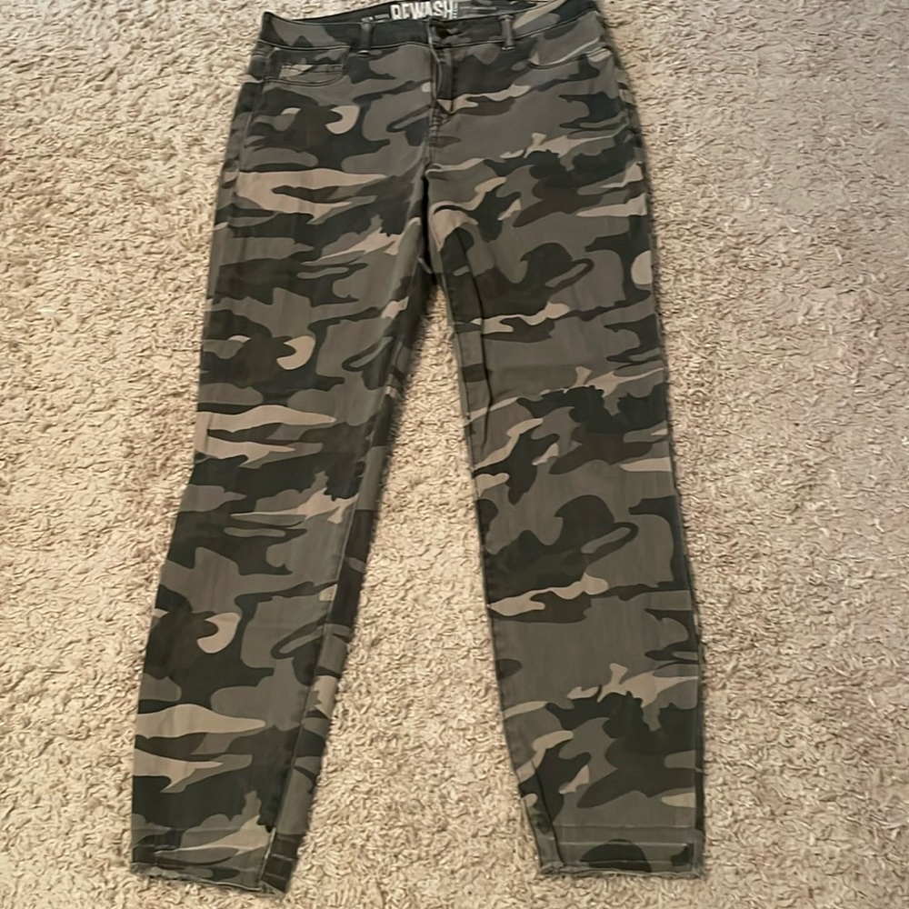 Rewash Brand Camo Jeans 7